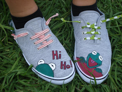 Zaxarishop:Νέα συλλογή"Με δυό παπούτσια πάνινα"!