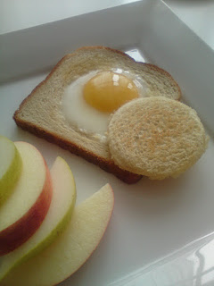 Αυγά μάτια σε κορνίζα!!