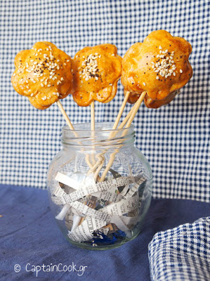 Ζαμπονοπιτάκια “λουλουδάκια” σε ξυλάκι!