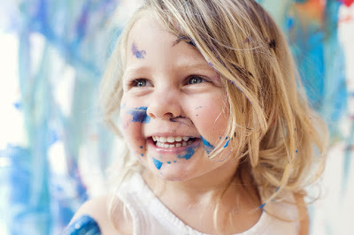 Ας ζωγραφίσουμε πάνω,στη μέση & κάτω!