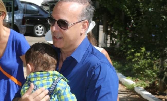 Φώτης Σεργουλόπουλος: Βάπτισε τον γιο του!