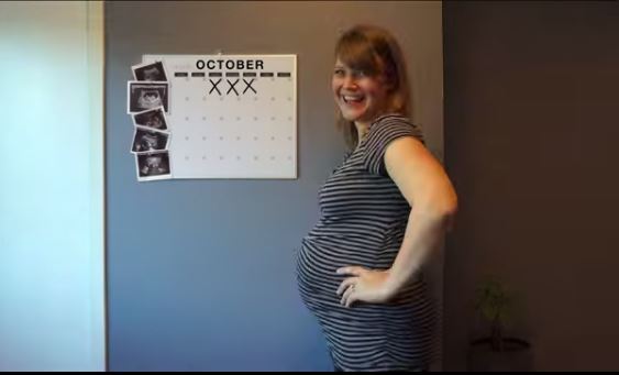 Αυτό είναι το πιο όμορφο βίντεο μέλλουσας μαμάς που έχετε δει! Δε θα μπορείτε να πάρετε τα μάτια σας!