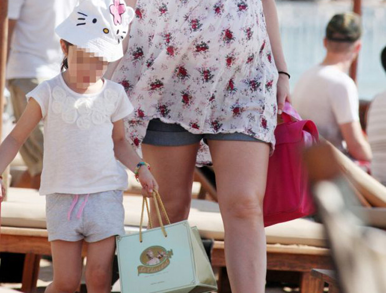 Ποια Ελληνίδα ηθοποιός πήρε 25 κιλά στην εγκυμοσύνη της και τα έχασε μέσα σε δυο μήνες! (Φωτογραφίες)